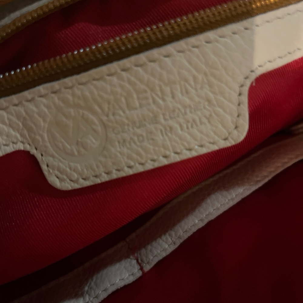 Valentina Red Genuine Leather Purse - Picture 6 of 11